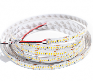 картинка Лента SMD 2835 224LED/m IP33 24V 26W/m 4680lm/m 3000K LUX от магазина gslight